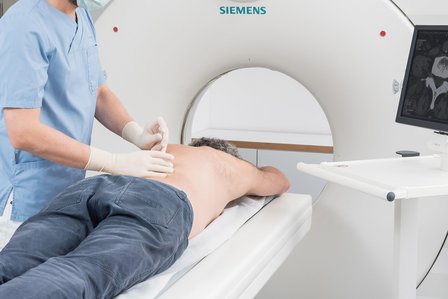 Administering a CT-controlled injection